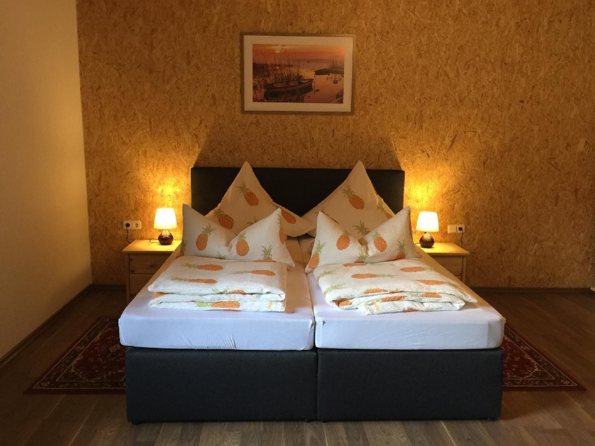 Ferienwohnung Wittenzellner ไบเออริช ไอเซินชไตน์ ภายนอก รูปภาพ